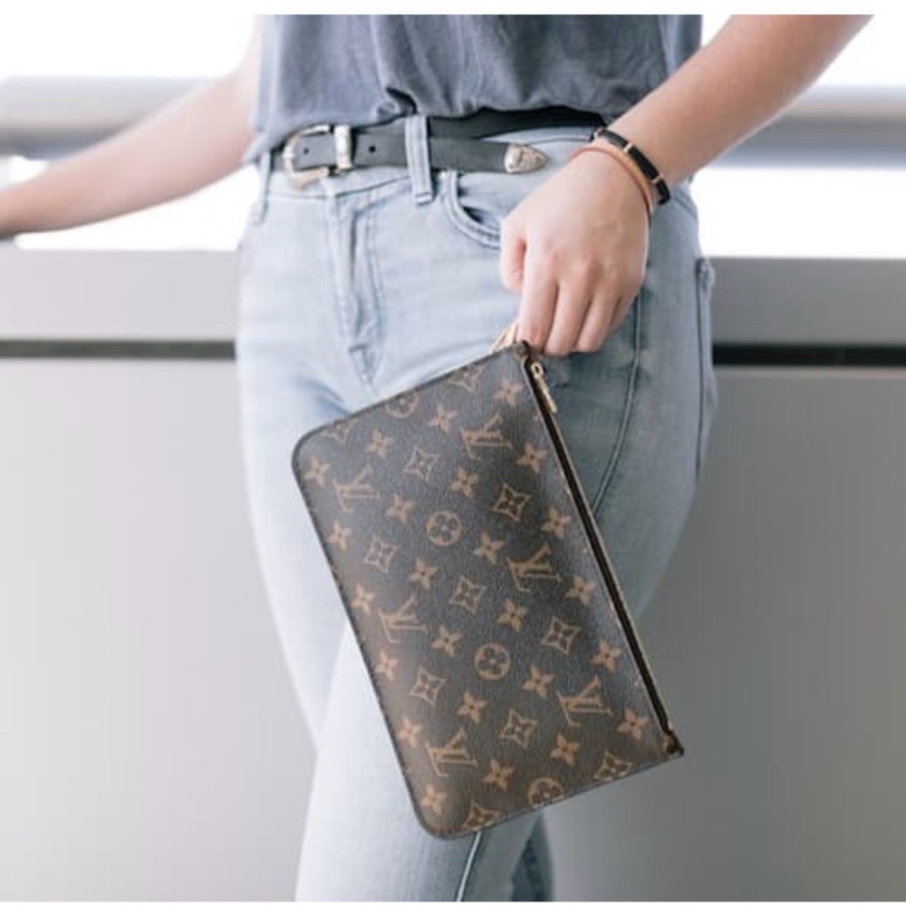 Louis Vuitton Pochette/Pouch/Clutch from Neverfull. Like new